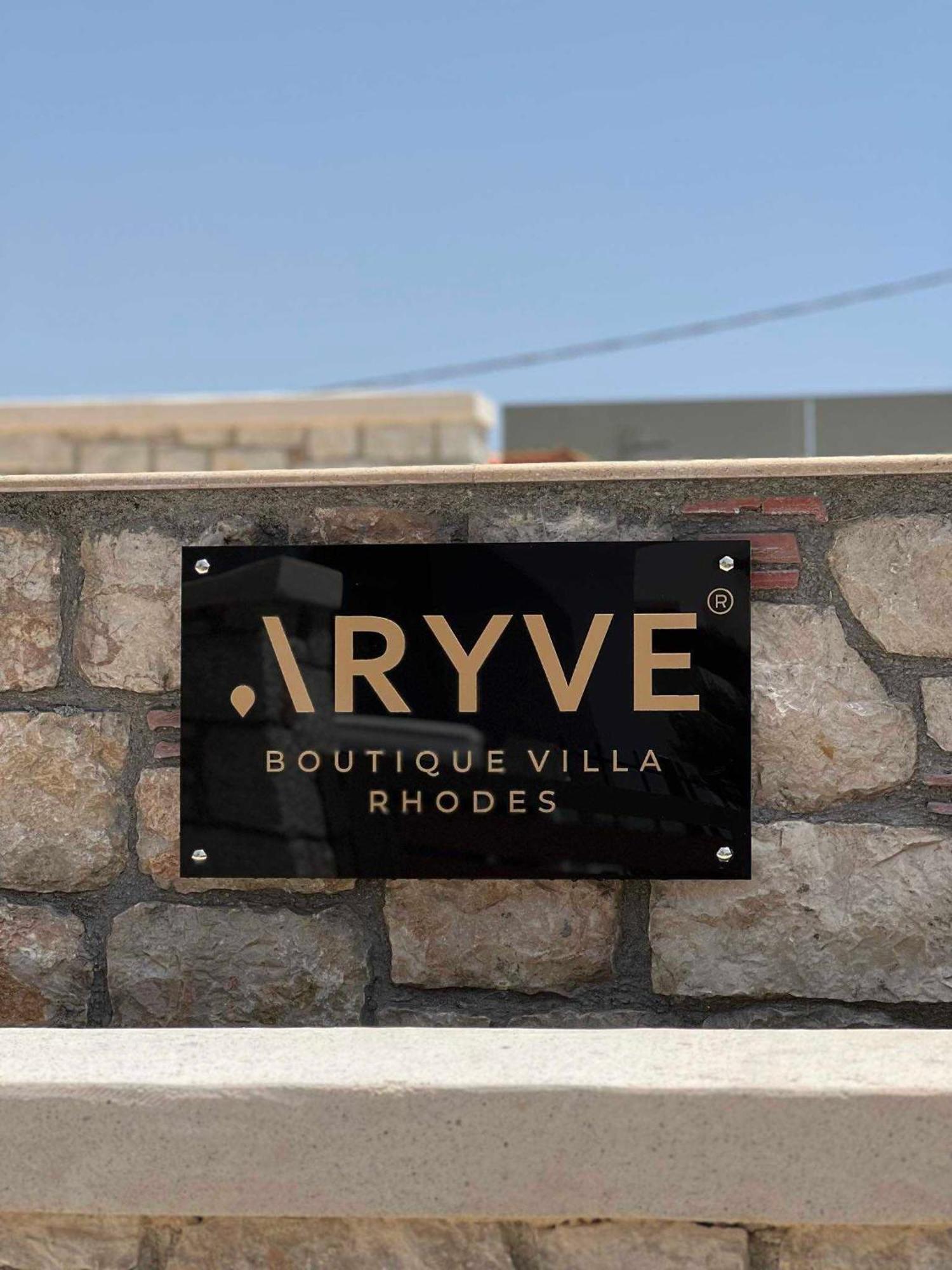 Aryve Boutique Villa Mit Akropolis- Und Meerblick, Infinity-Pool Und Designer-Interieur Malona Village 外观 照片